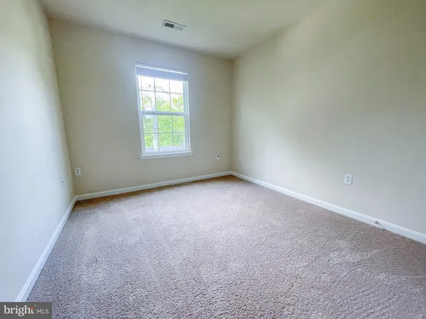 $2,600 | 3810 5th Street, North Beach, MD 20714