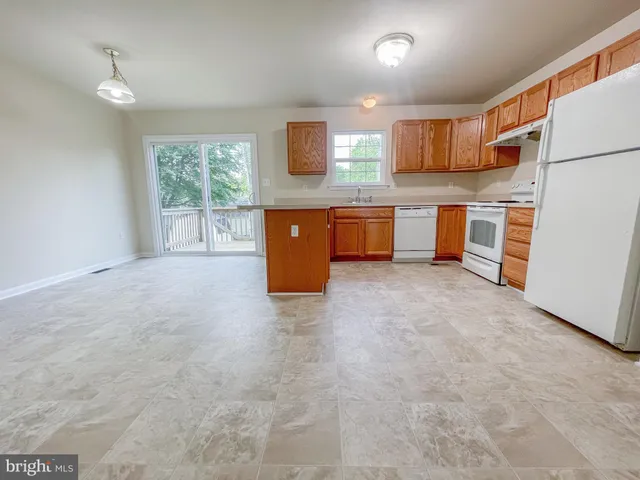 $2,650 | 3810 5th Street, North Beach, MD 20714