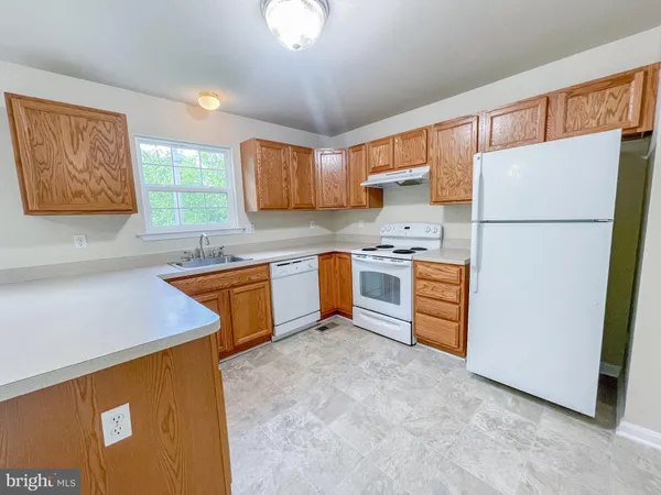 $2,600 | 3810 5th Street, North Beach, MD 20714