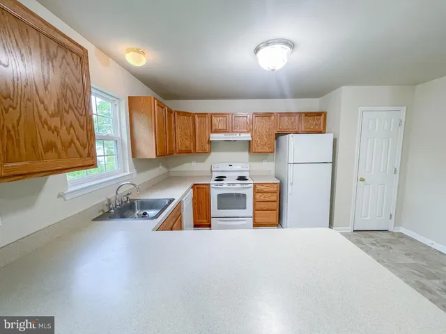 $2,650 | 3810 5th Street, North Beach, MD 20714