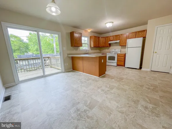 $2,600 | 3810 5th Street, North Beach, MD 20714