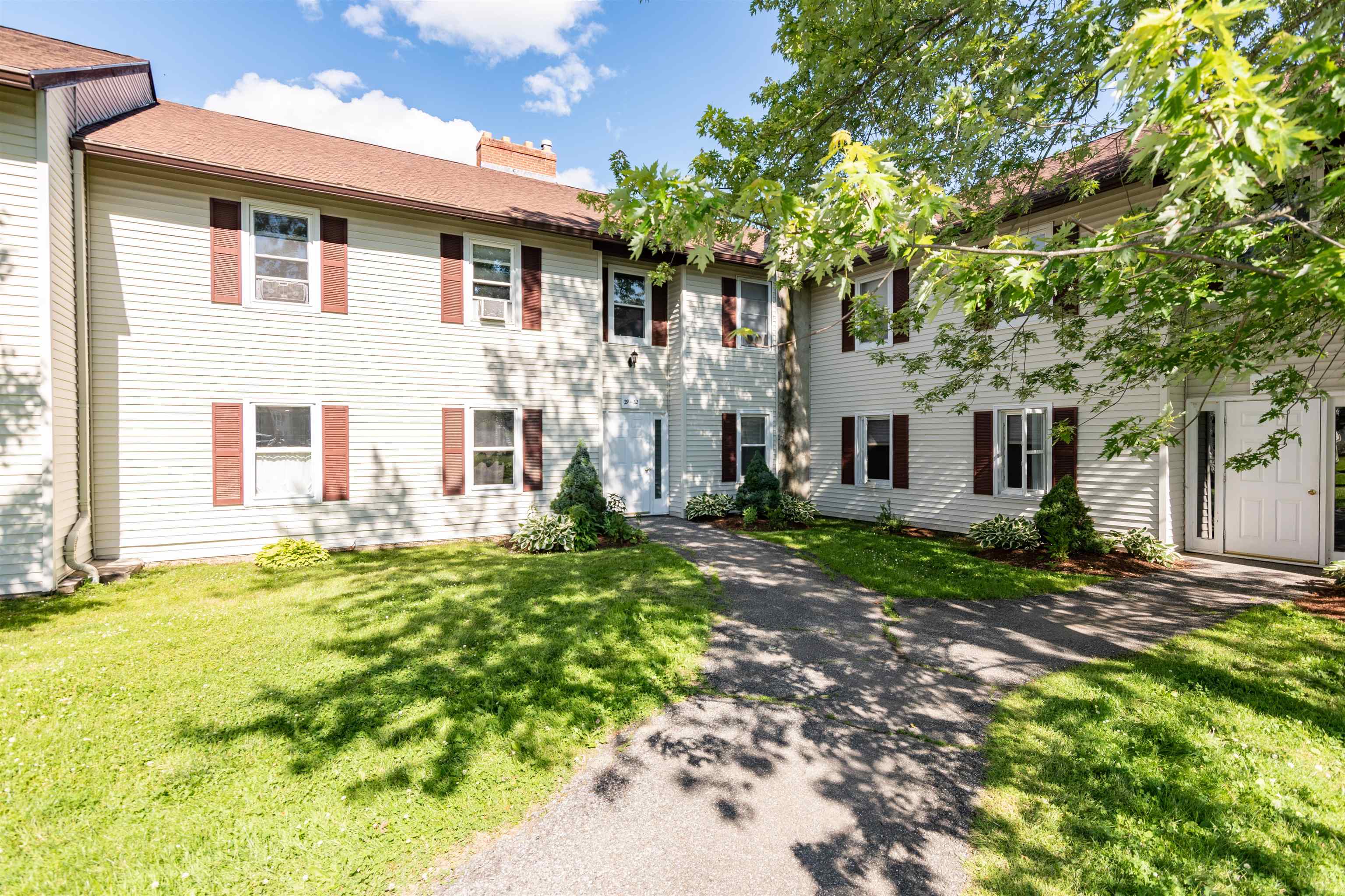 30 Saybrook Road Essex, VT 05452 - Photo 1 of 34 Gallery Image 1