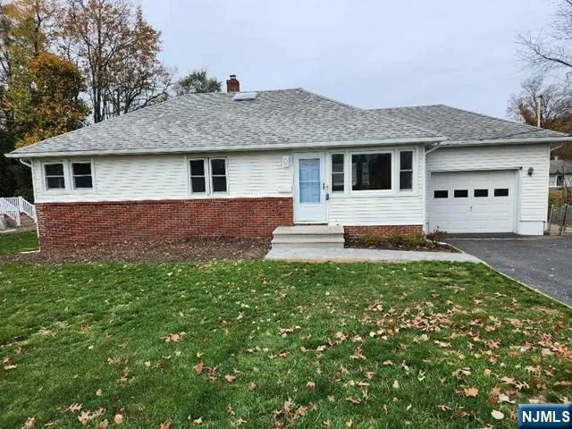 $3,500 | 467 Spring Valley Road, Paramus, NJ 07652