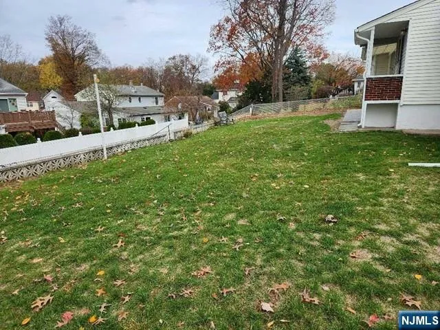 $3,500 | 467 Spring Valley Road, Paramus, NJ 07652