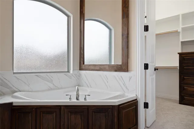 $785,000 | 917 Wood Hollow Way, DeSoto, TX 75115