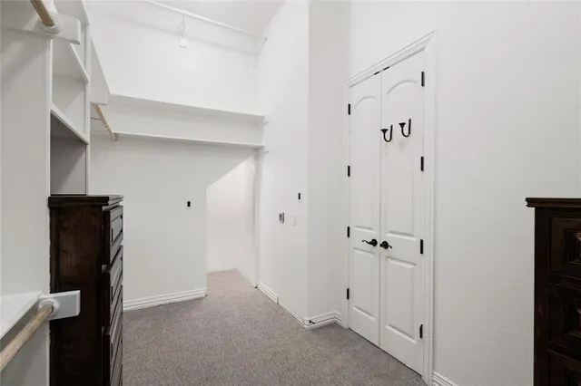 $785,000 | 917 Wood Hollow Way, DeSoto, TX 75115