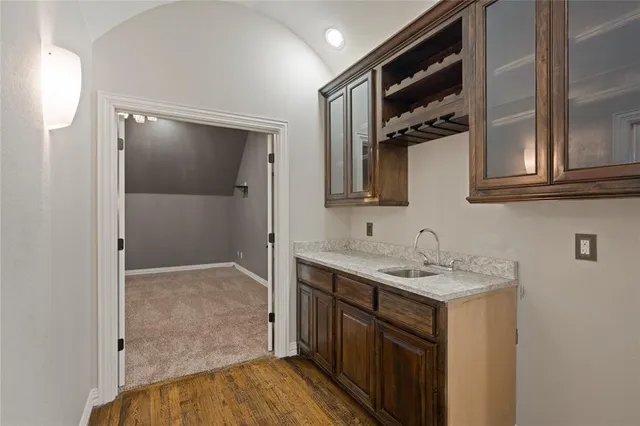 $785,000 | 917 Wood Hollow Way, DeSoto, TX 75115