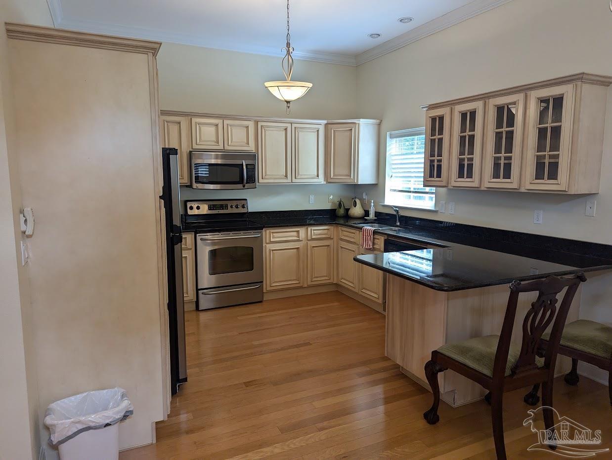 104 Raby Lane Pensacola, FL 32507 - Photo 6 of 37 Gallery Image 6