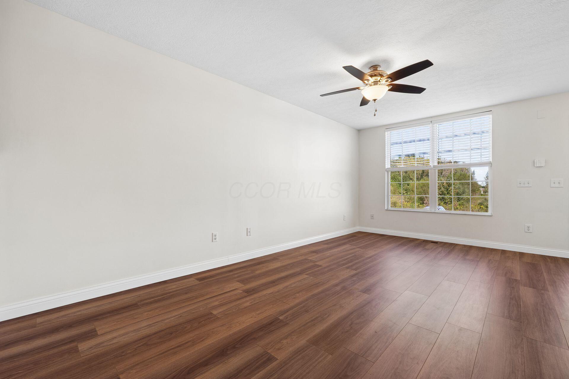 7003 Pleasant Colony Way, Unit 14 New Albany, OH 43054 - Photo 7 of 38 Living Room