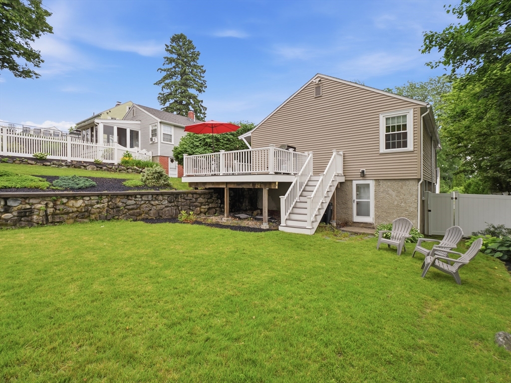 19 Florence Road Methuen, MA 01844 - Photo 38 of 40