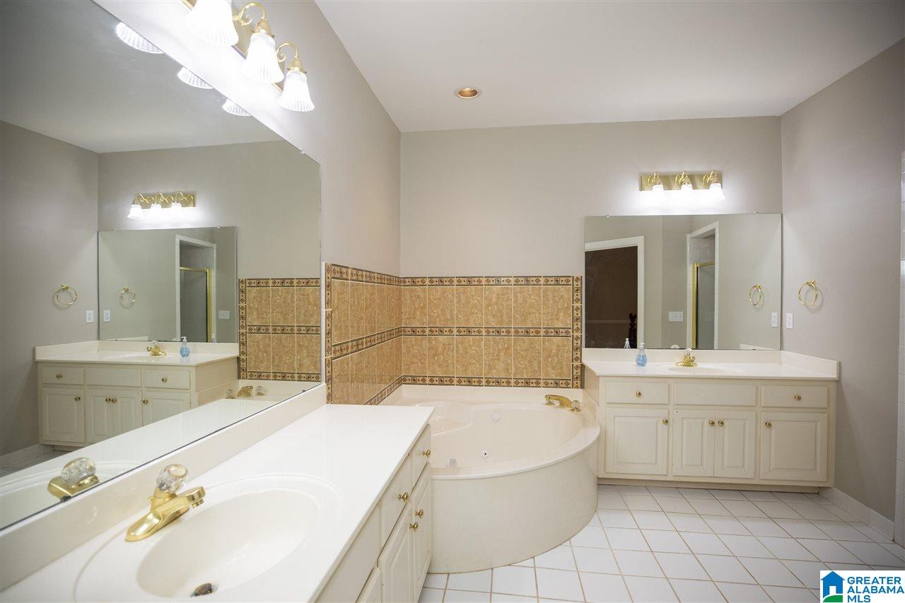 2027 Richelieu Court Birmingham, AL 35216 - Photo 28 of 41