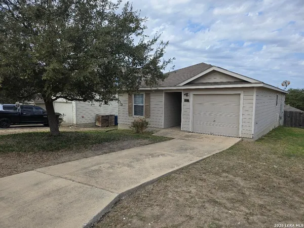 $1,495 | 11207 Country Canyon, San Antonio, TX 78252