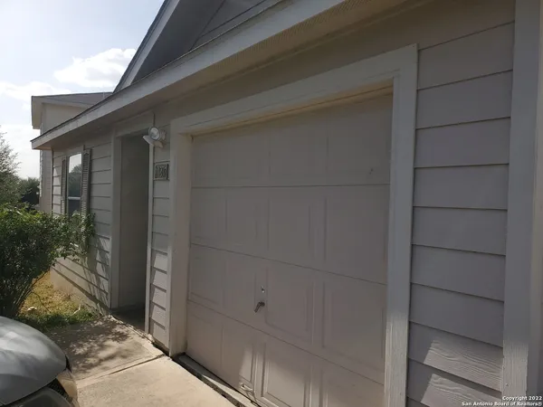 $1,495 | 11207 Country Canyon, San Antonio, TX 78252