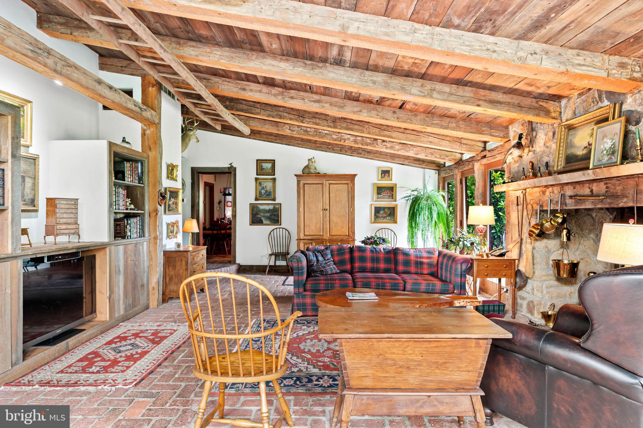 2070 Huntingdon Road Huntingdon Valley, PA 19006 - Photo 36 of 76