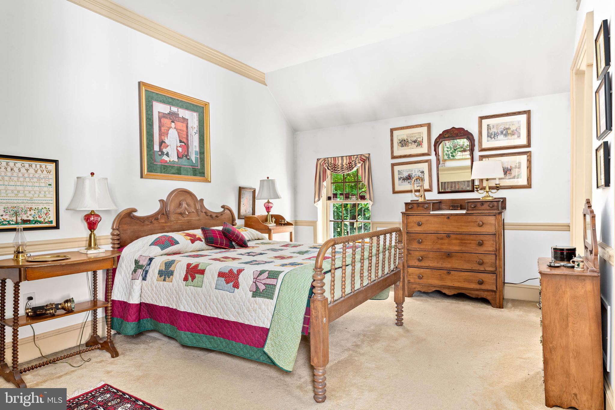 2070 Huntingdon Road Huntingdon Valley, PA 19006 - Photo 59 of 76