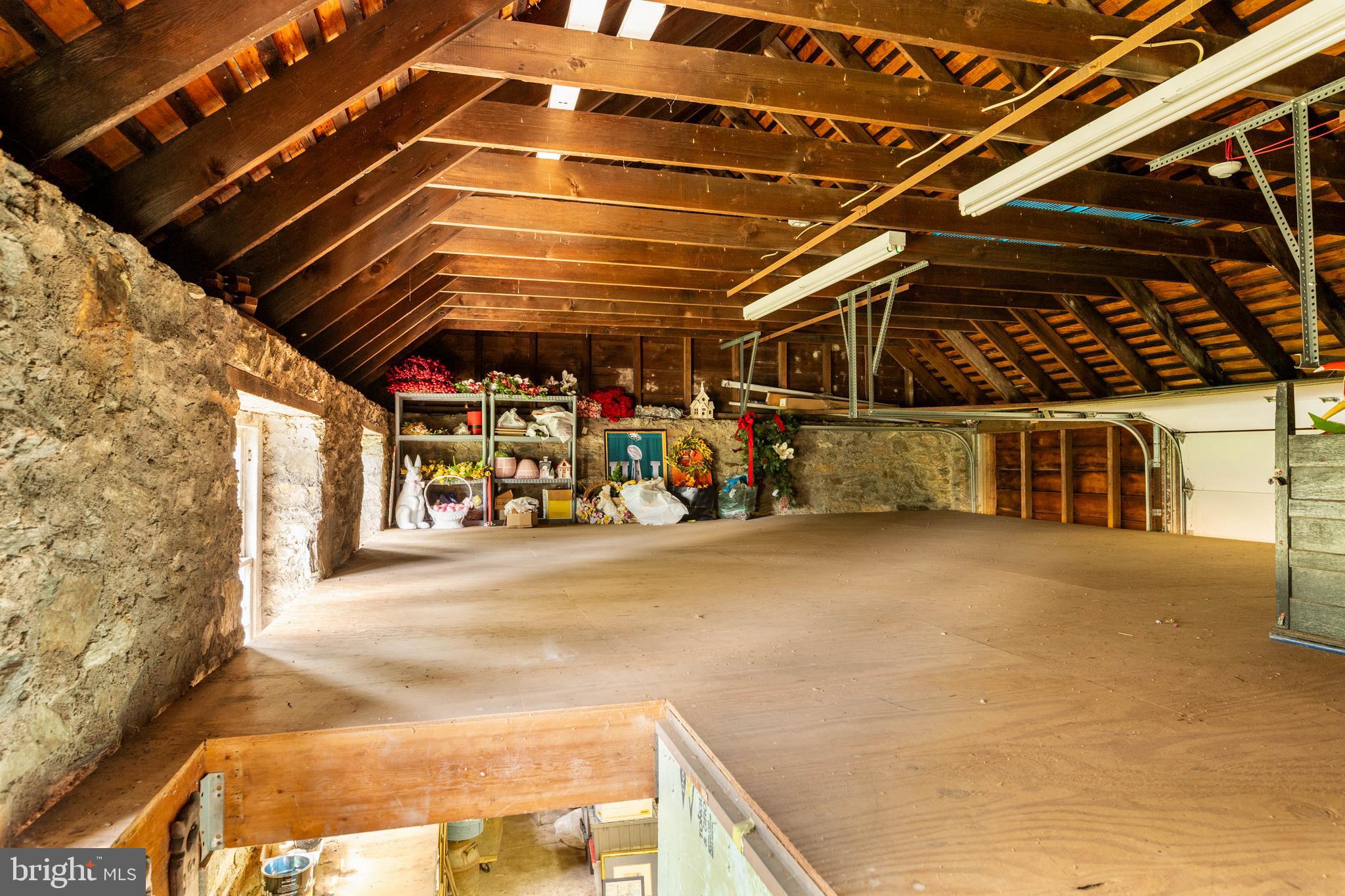 2070 Huntingdon Road Huntingdon Valley, PA 19006 - Photo 71 of 76