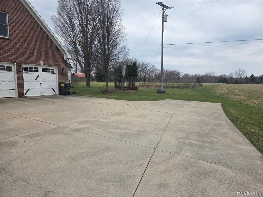 900 North Maxfield Road Brighton, MI 48114 - Photo 27 of 30