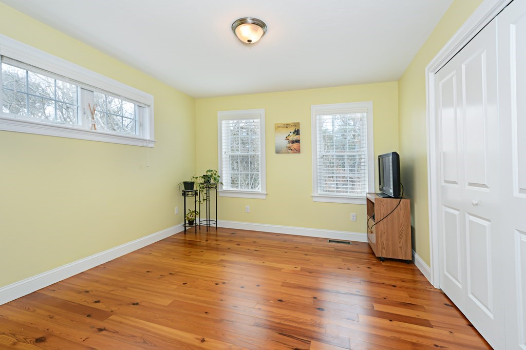 24 Asa Meiggs Road Sandwich, MA 02563 - Photo 14 of 36