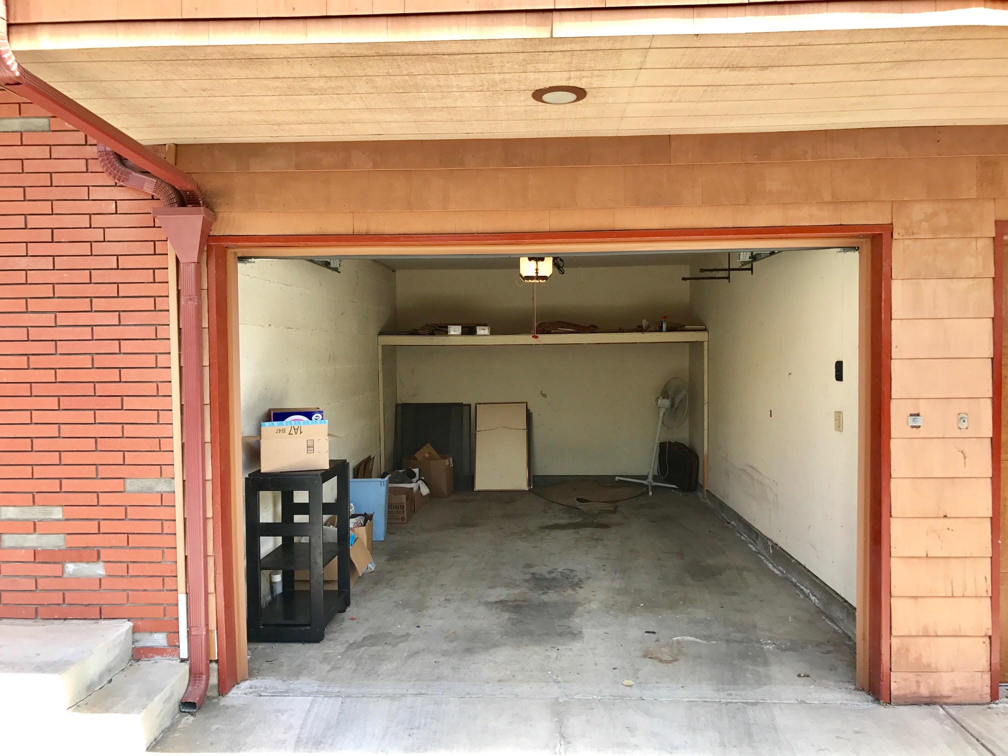1815 Bath Street, Unit 1 Santa Barbara, CA 93101 - Photo 16 of 19 a view of an empty room and fire place