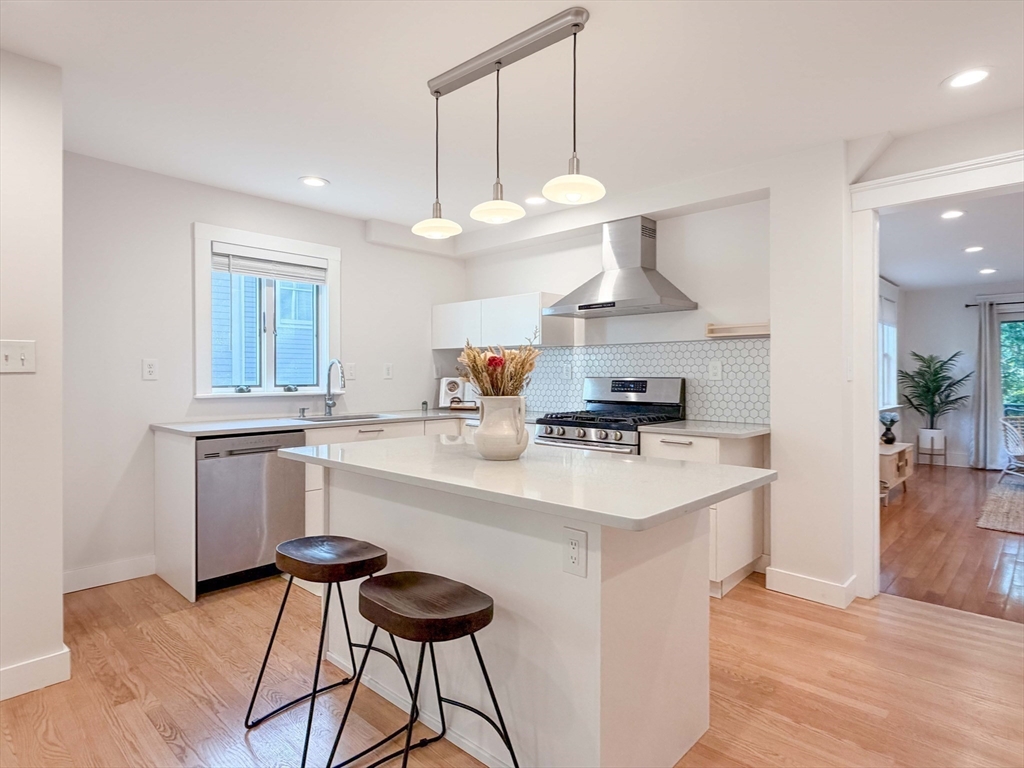 130 Viles Street Weston, MA 02493 - Photo 7 of 29