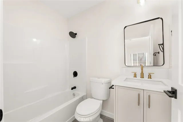 $1,525,000 | 2151 Euclid Avenue, Long Beach, CA 90815