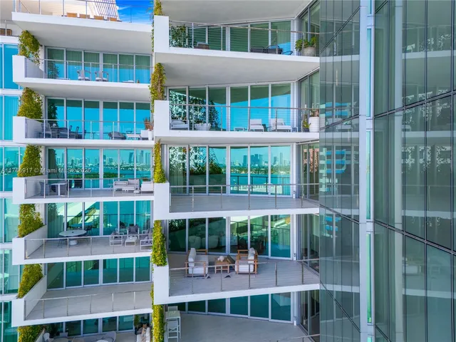 $11,900,000 | 1300 Monad Terrace, Unit 11E, Miami Beach, FL 33139