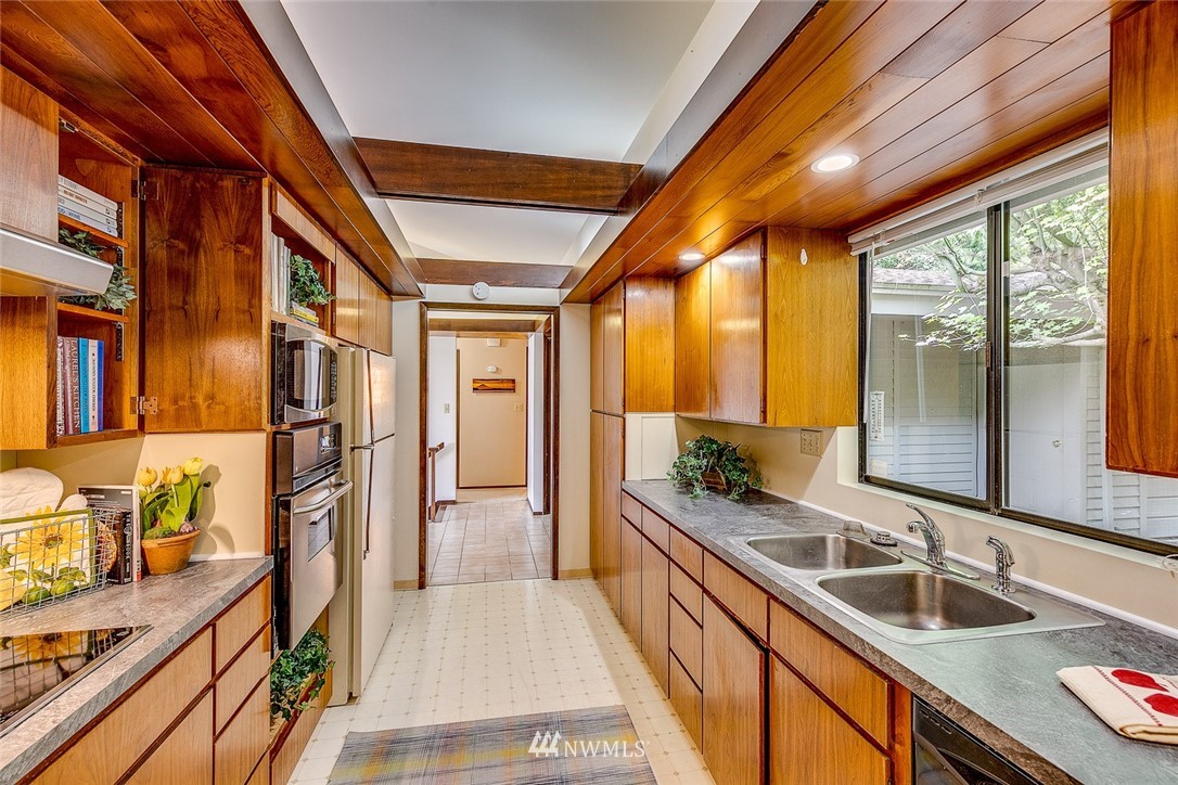 24645 Johnson Road Northwest Poulsbo, WA 98370 - Photo 12 of 25 Gallery Image 12