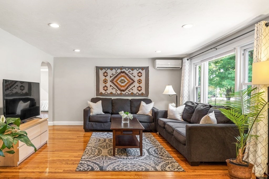 1197 Bay Road Sharon, MA 02067 - Photo 6 of 35