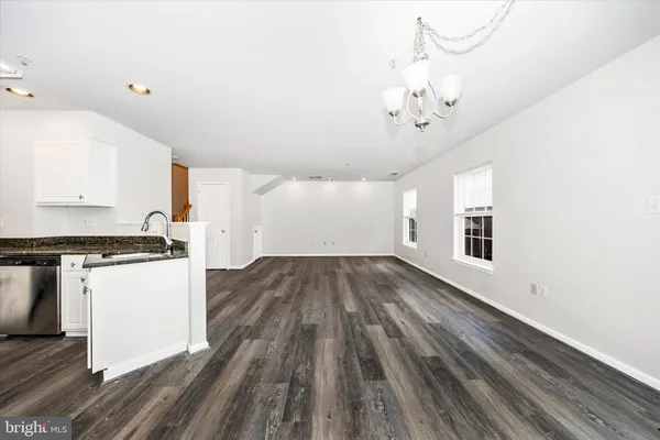 $2,700 | 4960 Clarendon Terrace, Frederick, MD 21703