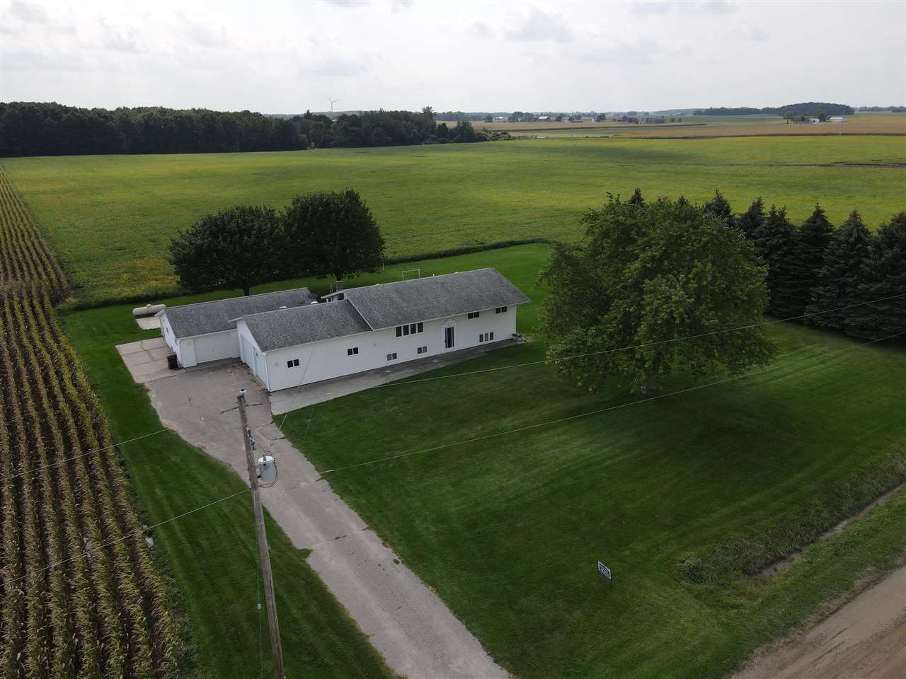 7514 East Walton Road Shepherd, MI 48883 - Photo 1 of 25 1892933.JPG
