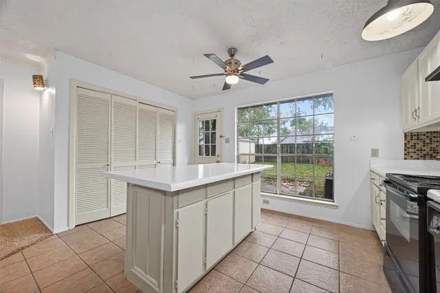 $1,750 | 13908 Cravenridge Drive, Houston, TX 77083