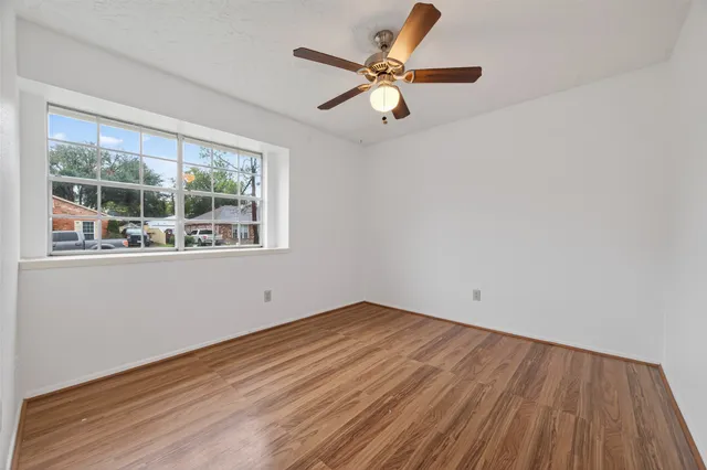 $1,750 | 13908 Cravenridge Drive, Houston, TX 77083