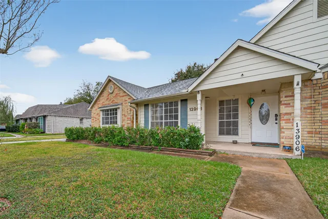$1,750 | 13908 Cravenridge Drive, Houston, TX 77083