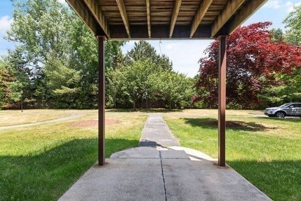 7 Conant Road, Unit 3 Winchester, MA 01890 - Photo 27 of 39 Gallery Image 27