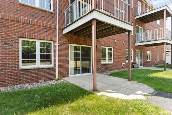 7 Conant Road, Unit 3 Winchester, MA 01890 - Photo 28 of 39 Gallery Image 28