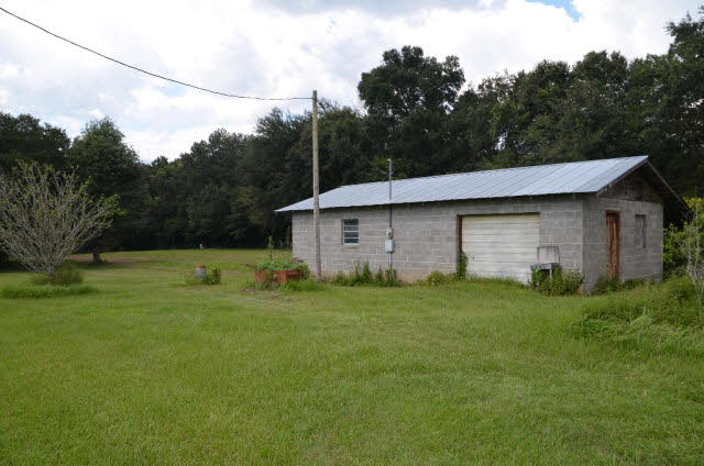 16533 Danne Road Fairhope, AL 36532 - Photo 37 of 41 Storage Barn