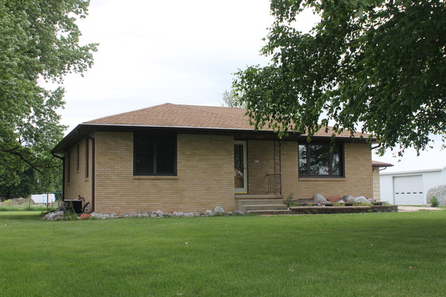 380 East Washington Street Grand Ridge, IL 61325 - Photo 1 of 10