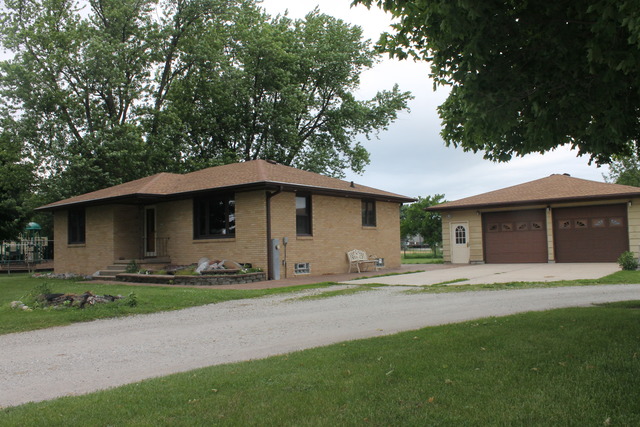 380 East Washington Street Grand Ridge, IL 61325 - Photo 2 of 10