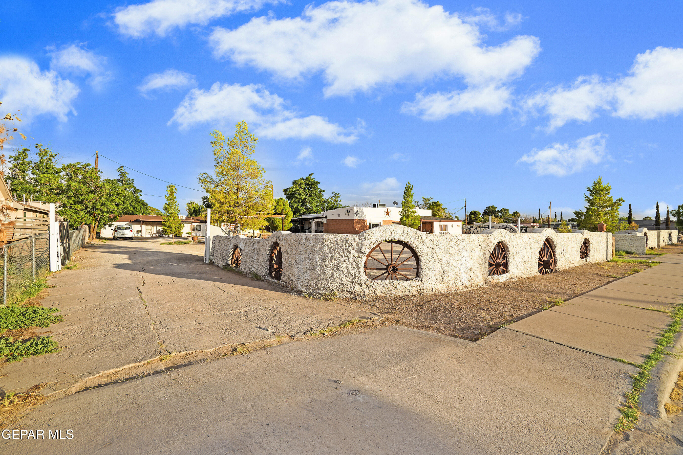 146 Croom Road El Paso, TX 79915 - Photo 26 of 54 IMG_2203