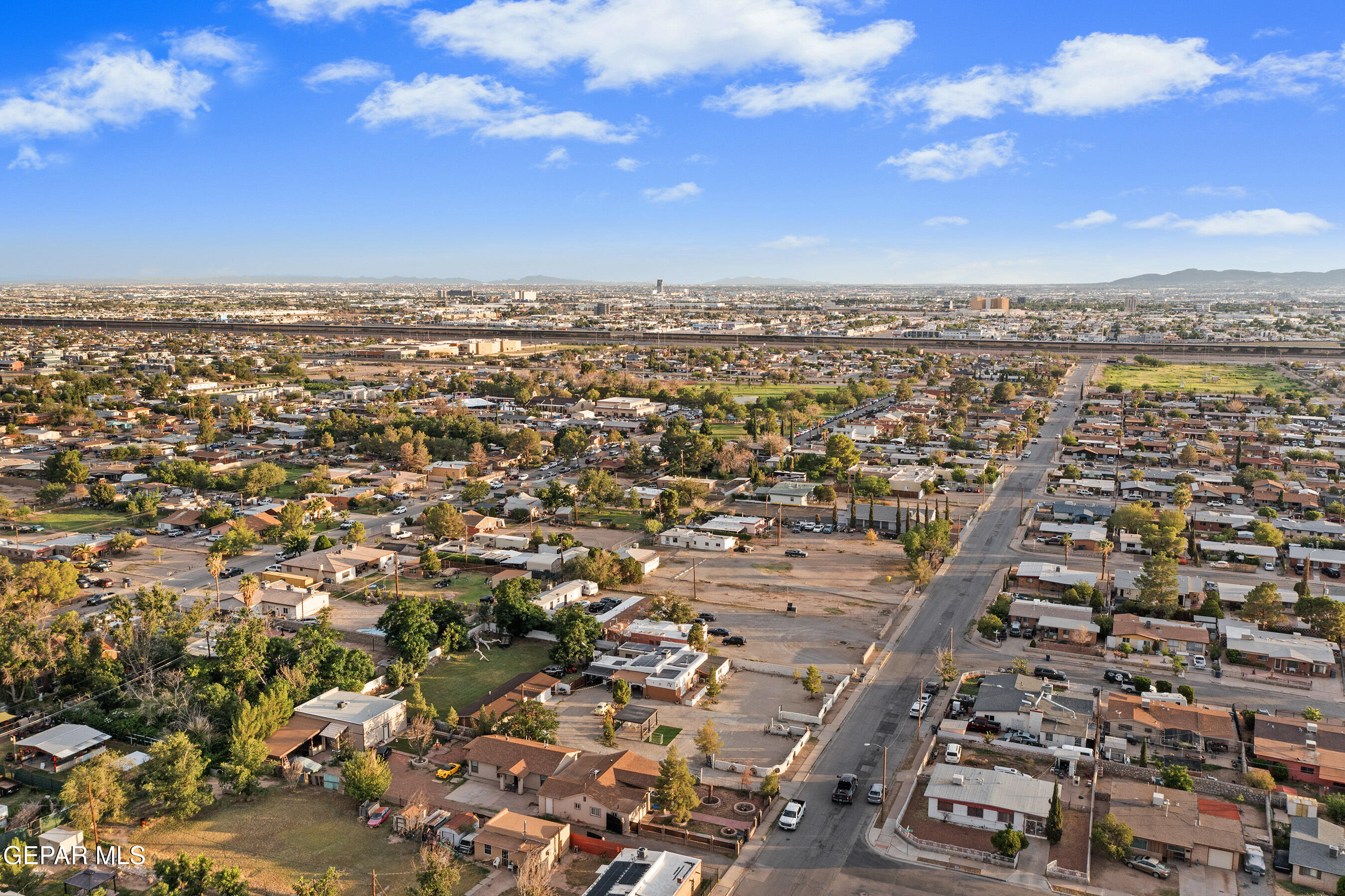 146 Croom Road El Paso, TX 79915 - Photo 54 of 54 an aerial view of multiple house