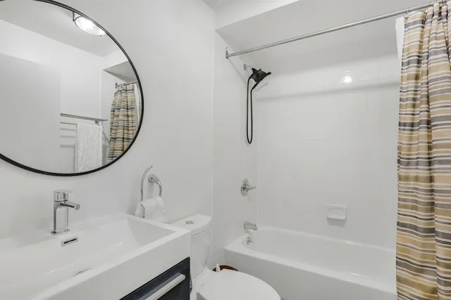 $750,000 | 56 Court Street, Unit 2B | Brooklyn Heights