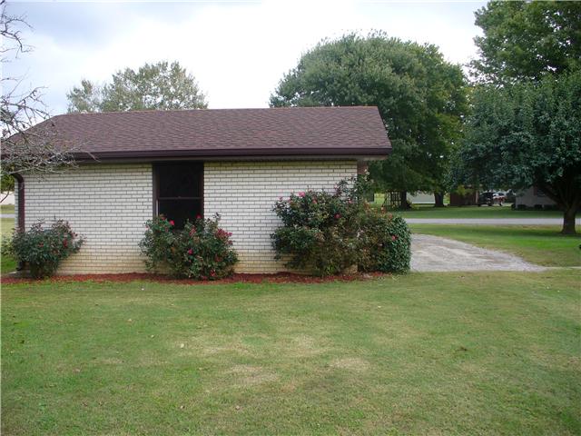 615 Philadelphia Road Lebanon, TN 37087 - Photo 3 of 17