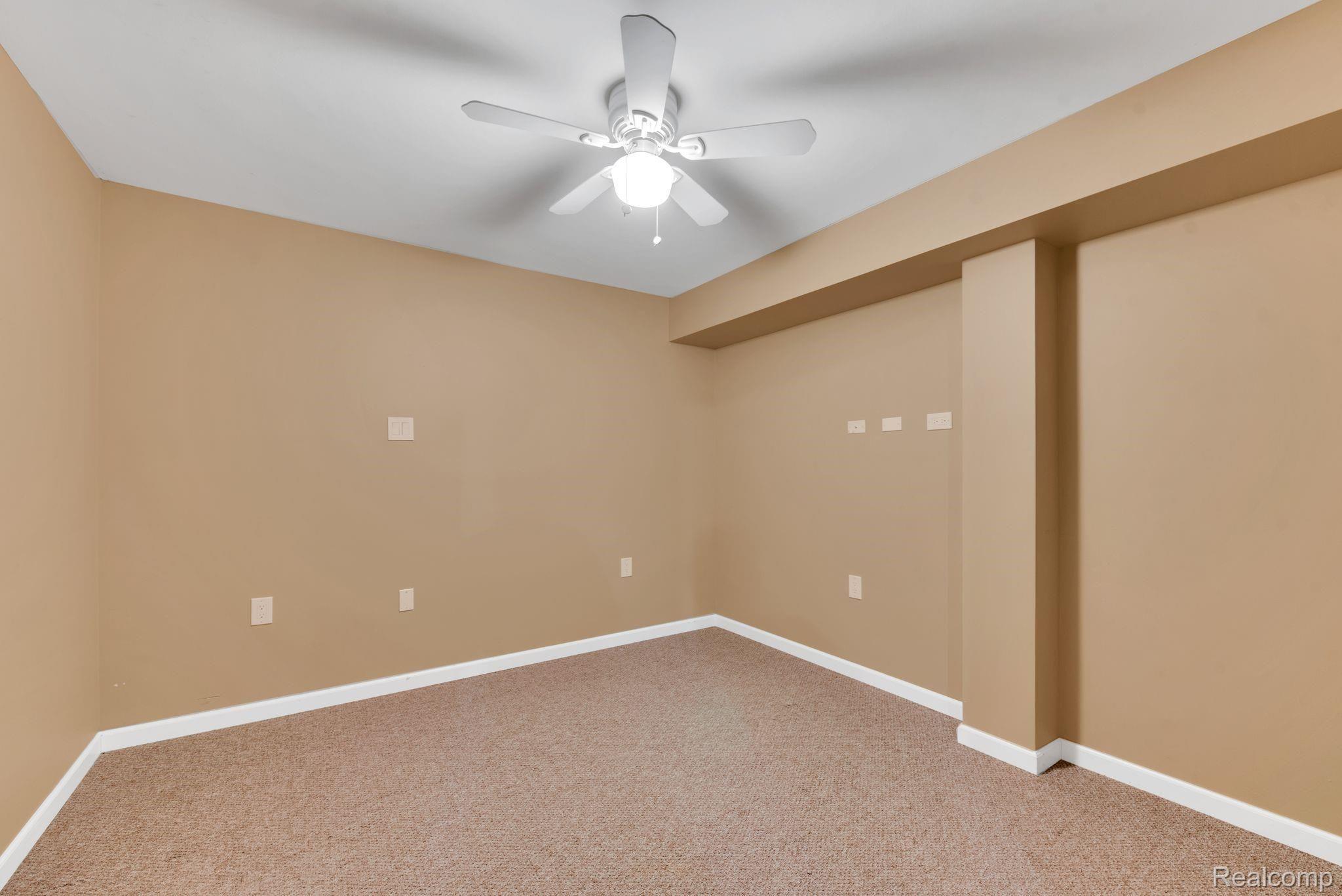 3250 Pingree Road Howell, MI 48843 - Photo 42 of 72 fMbGl72k.jpeg