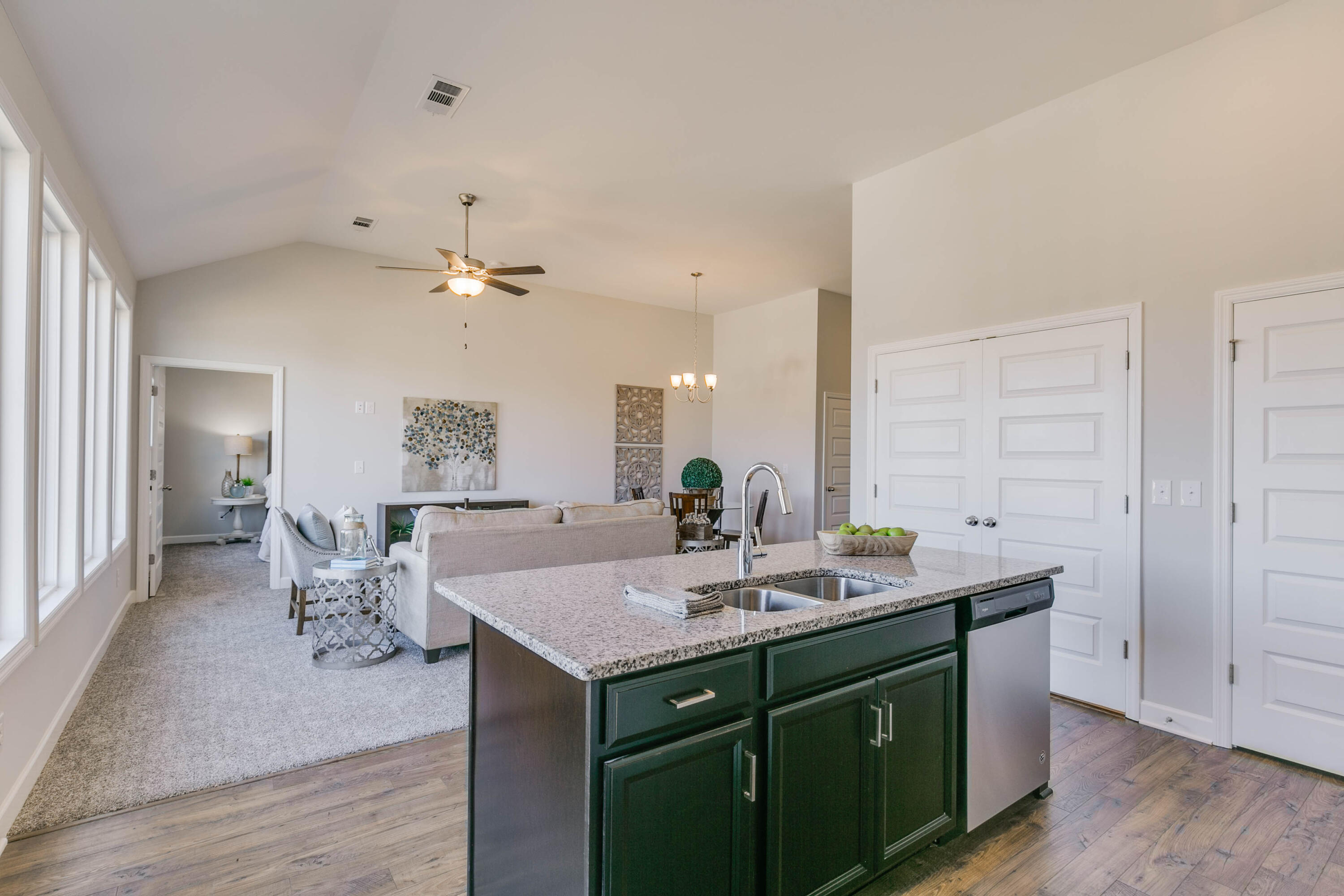 1002 Fortitude Trail Chattanooga, TN 37421 - Photo 40 of 55 13 Hampshire Kitchen
