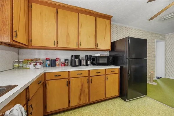 $1,600 | 1668 Old U.S. Highway 52, Lexington, NC 27295