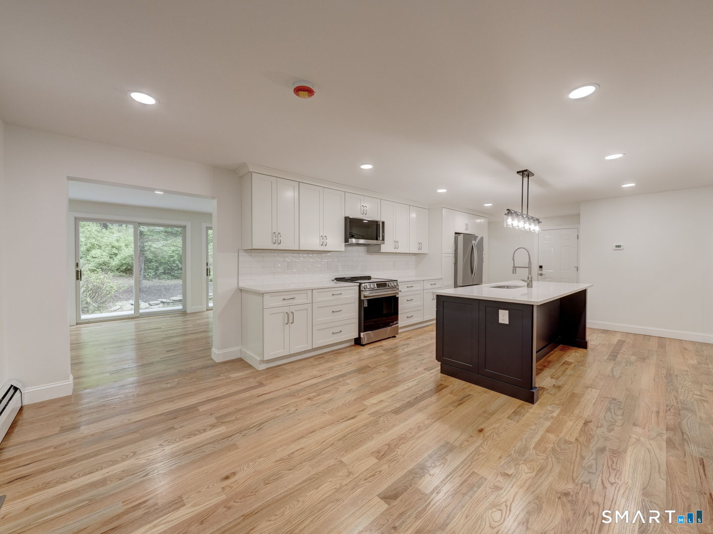 243 Brickyard Road Farmington, CT 06032 - Photo 8 of 34