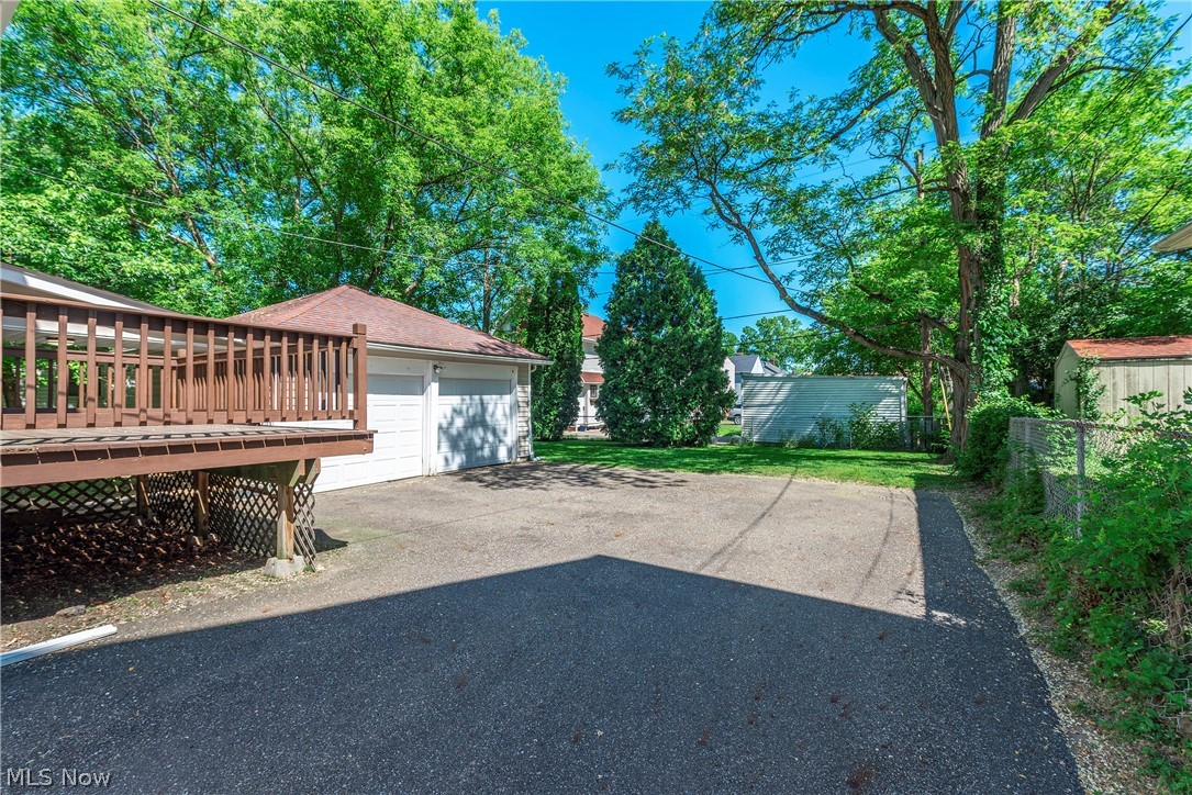 1395 Delia Avenue Akron, OH 44320 - Photo 36 of 50