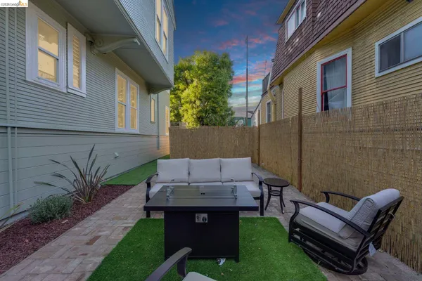 $4,200 | 1240 East 12th Street, Oakland, CA 94606