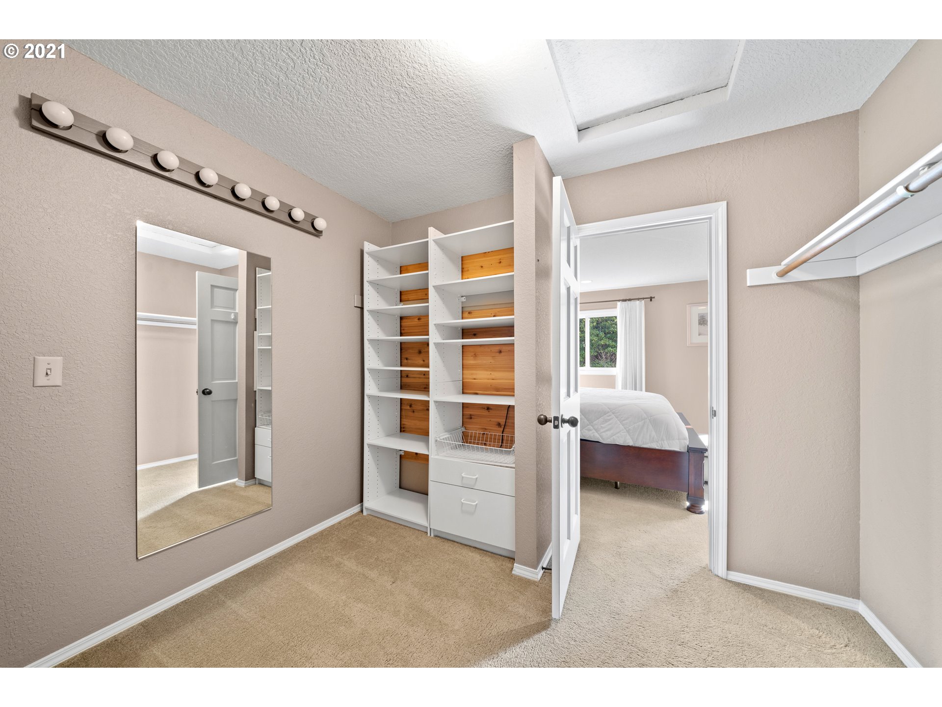 413 Southwest 70th Terrace Portland, OR 97225 - Photo 20 of 32 Gallery Image 20