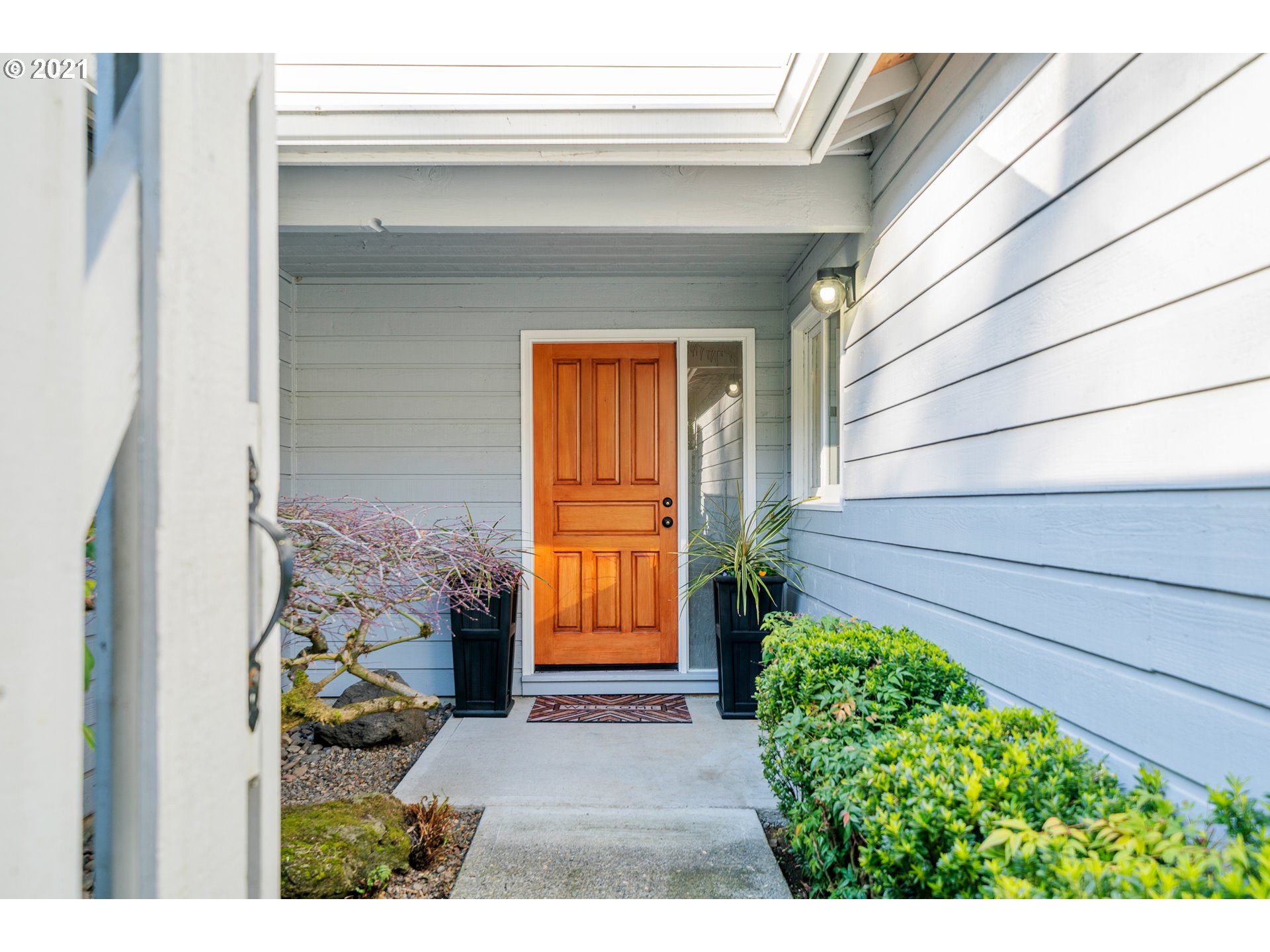 413 Southwest 70th Terrace Portland, OR 97225 - Photo 3 of 32 Gallery Image 3